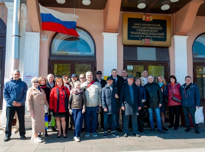 Ректор СПбГУТ встретился с выпускниками 1989 года